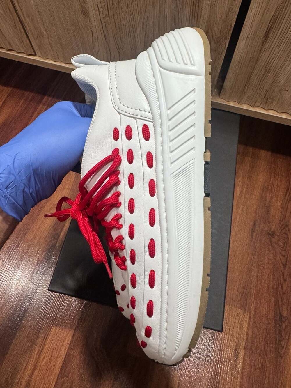 Bottega Veneta Storm Leather Sneaker in Bianco/Bright Red - Picture 6 of 9